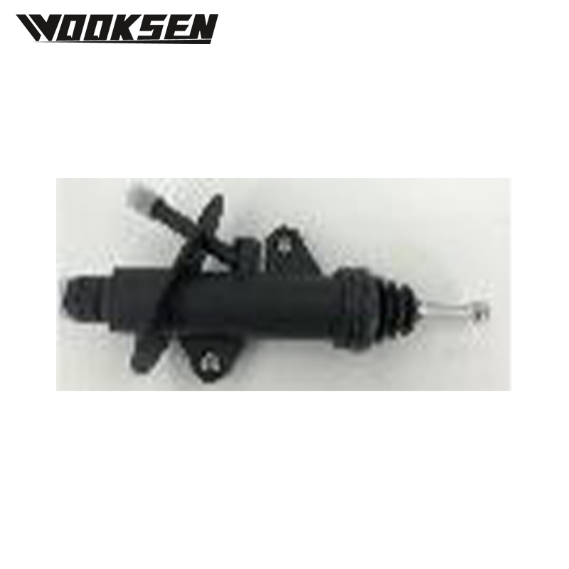 XUI3037L Cilindro maestro de embrague