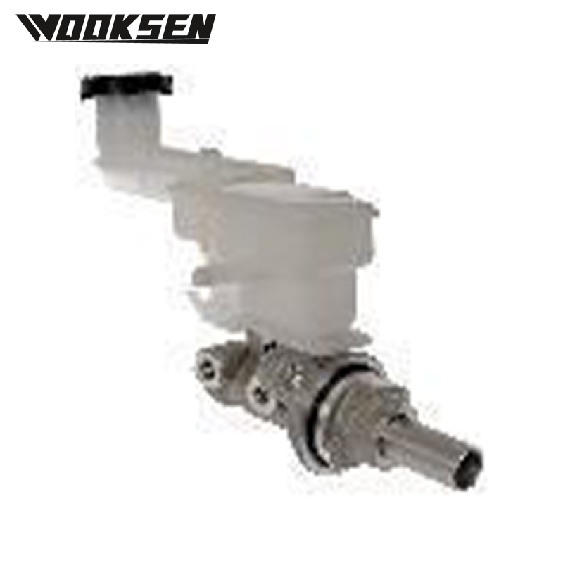 XUI8074L XUI8134L Cilindro maestro de frenos