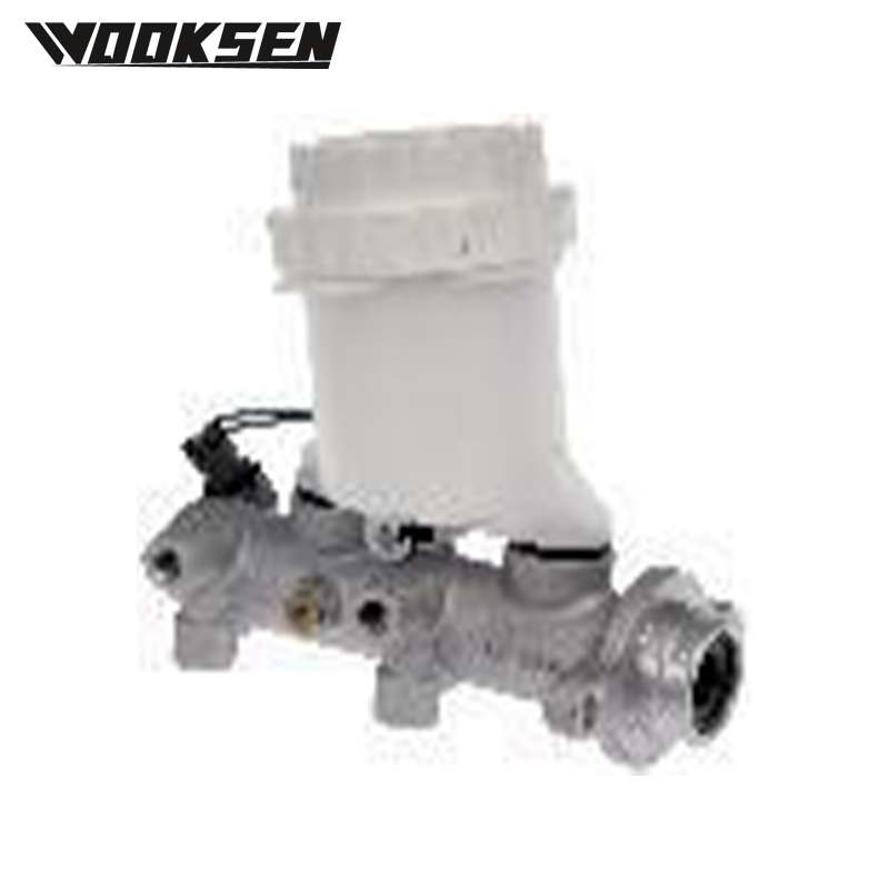 XUI1243L Cilindro maestro de frenos