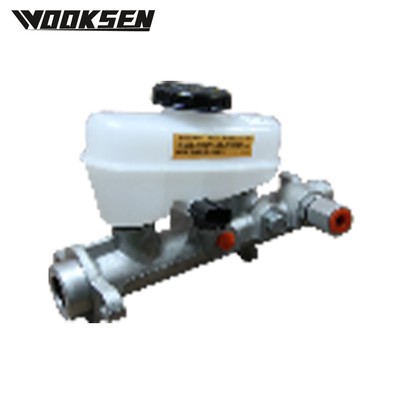 XUI15555L Brazo Master Cylinder