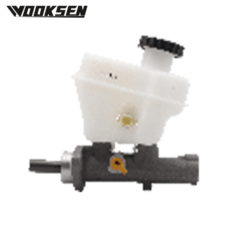 XUI1955L (Con Boquilla) Cilindro Maestro de Freno