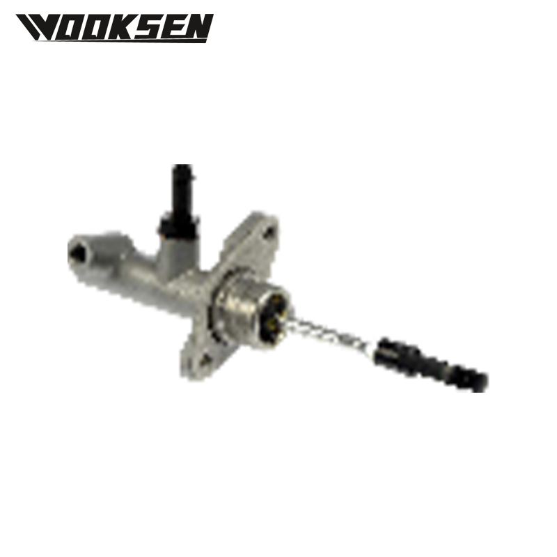 XUI3012L Cilindro maestro de embrague