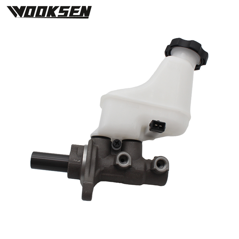 XUI1883L Brazo Master Cylinder